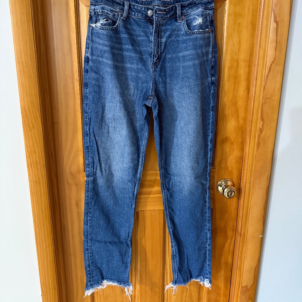 American Eagle mom jeans